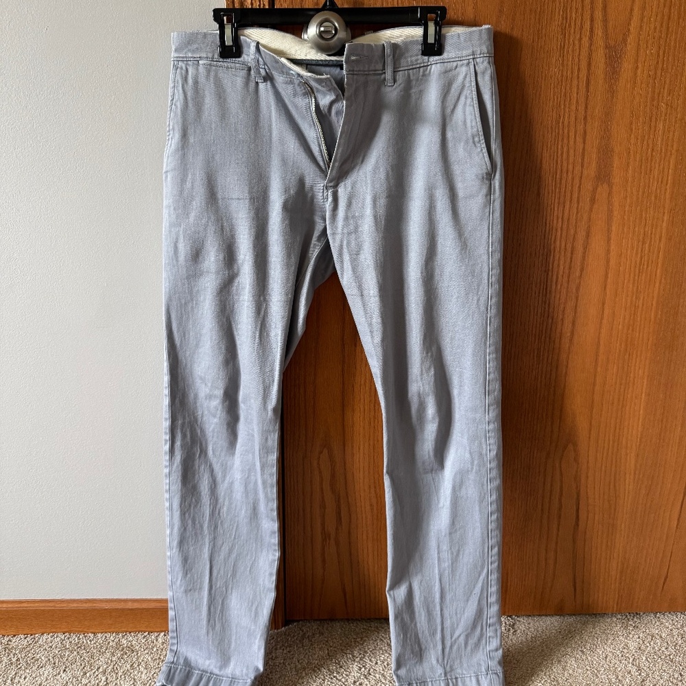 J. Crew 30x30 Chinos 484 Slim